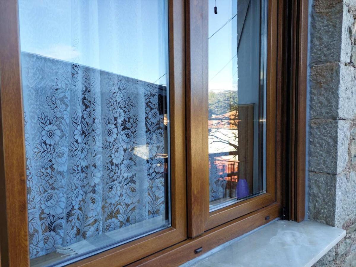 Διαμερισμα Χωρητικοτητασ Μεχρι 4 Ατομων Κεντρικα! Metsovo Exterior foto